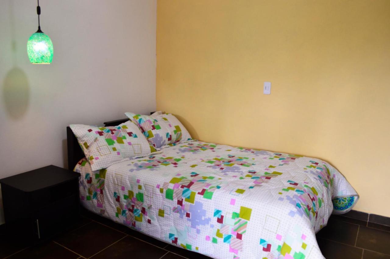 Hotel Balcones De La Casona à Guatapé Extérieur photo
