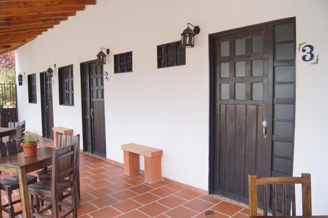 Hotel Balcones De La Casona à Guatapé Extérieur photo