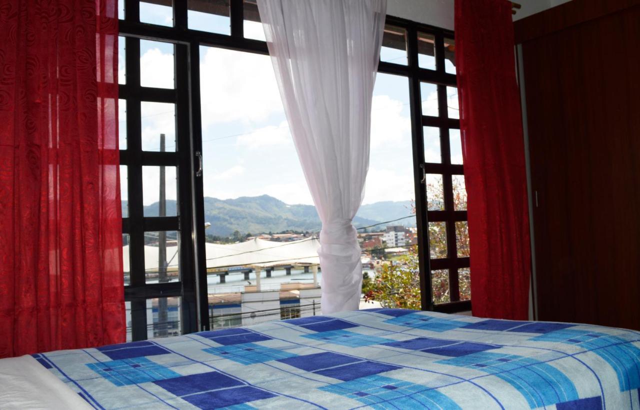 Hotel Balcones De La Casona à Guatapé Extérieur photo