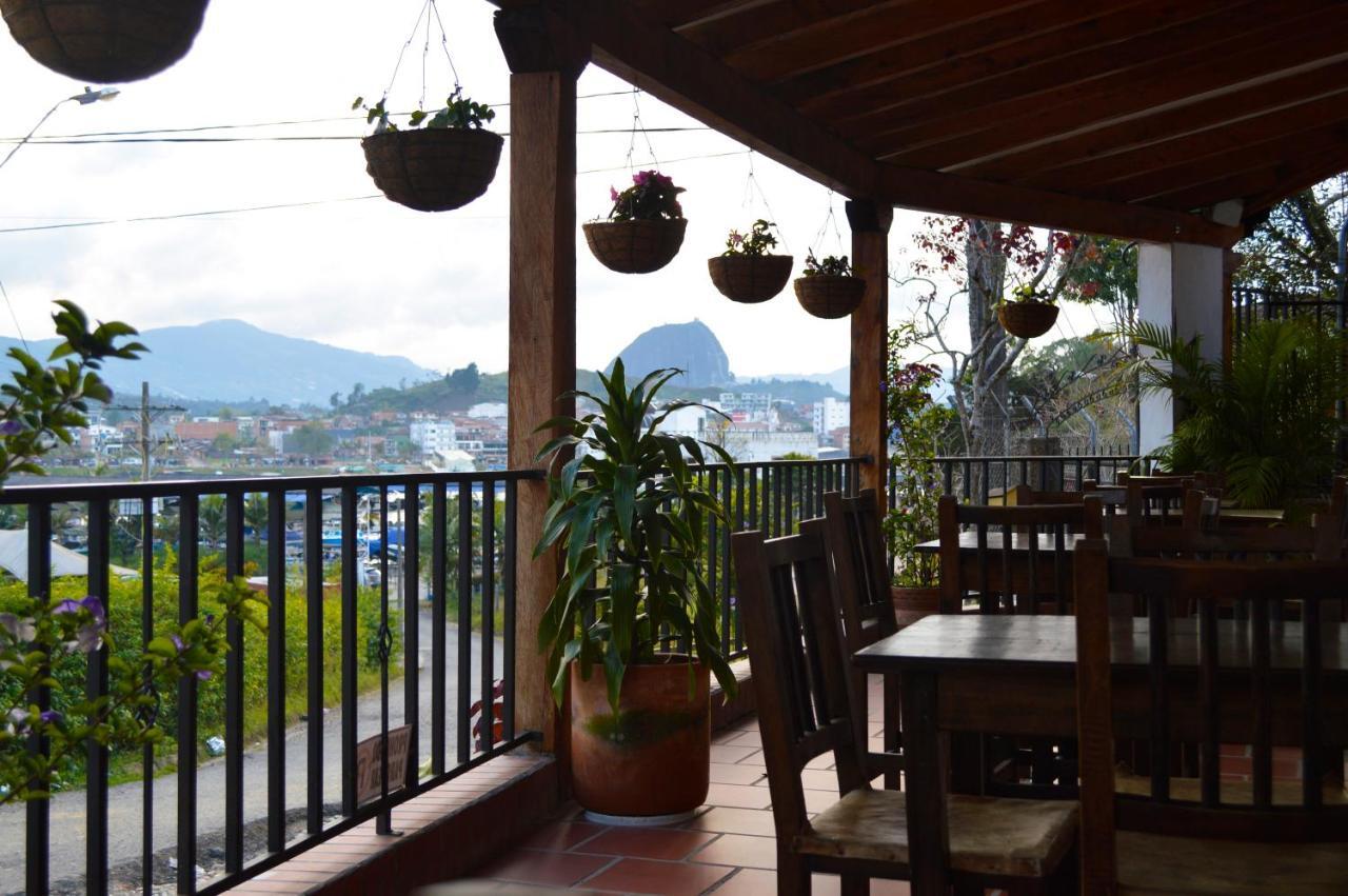 Hotel Balcones De La Casona à Guatapé Extérieur photo